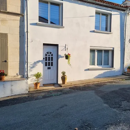 Chez Gladys Chenac Saint Seurin d'Uzet