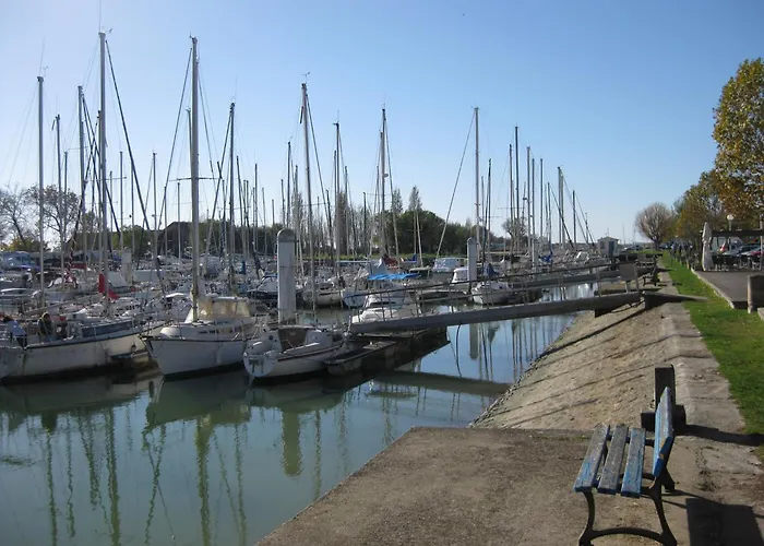 Chez Gladys Chenac Saint Seurin d'Uzet